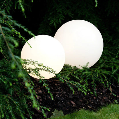Spherical Garden Light – 16-Colour Remote-Control Outdoor Orb Light