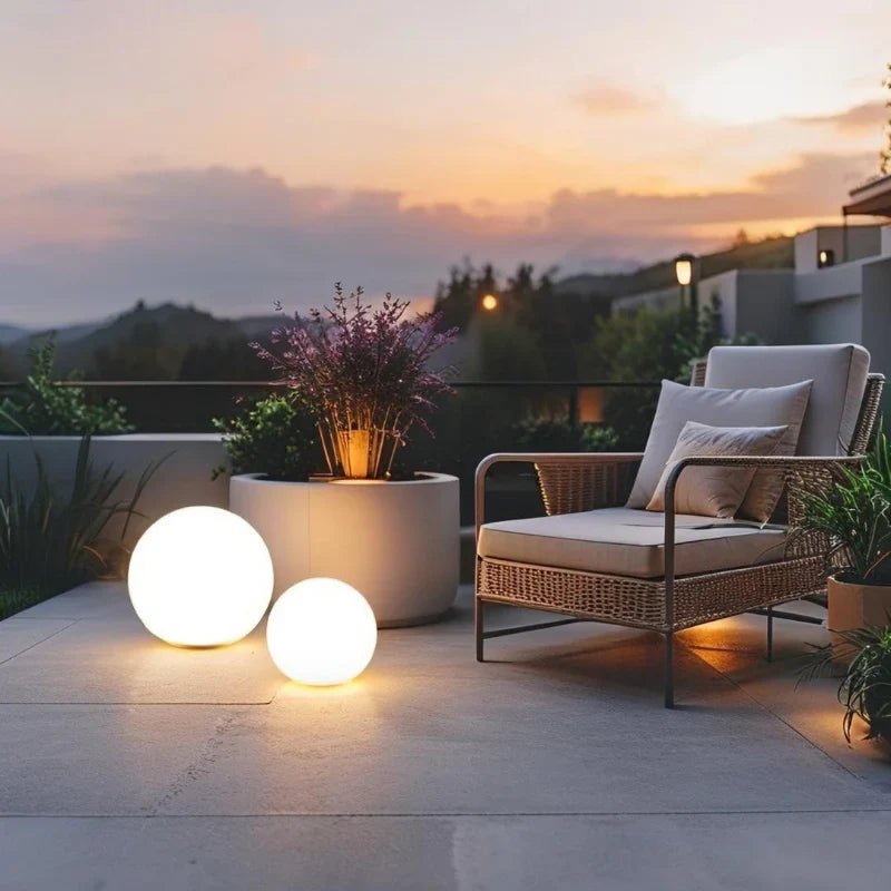 Spherical Garden Light – 16-Colour Remote-Control Outdoor Orb Light