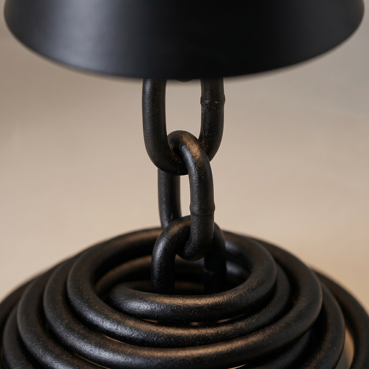 Modern Chain-Link Table Lamp | Rechargeable Cordless Design with Touch Control | Stylish Lighting for Effortless Ambience