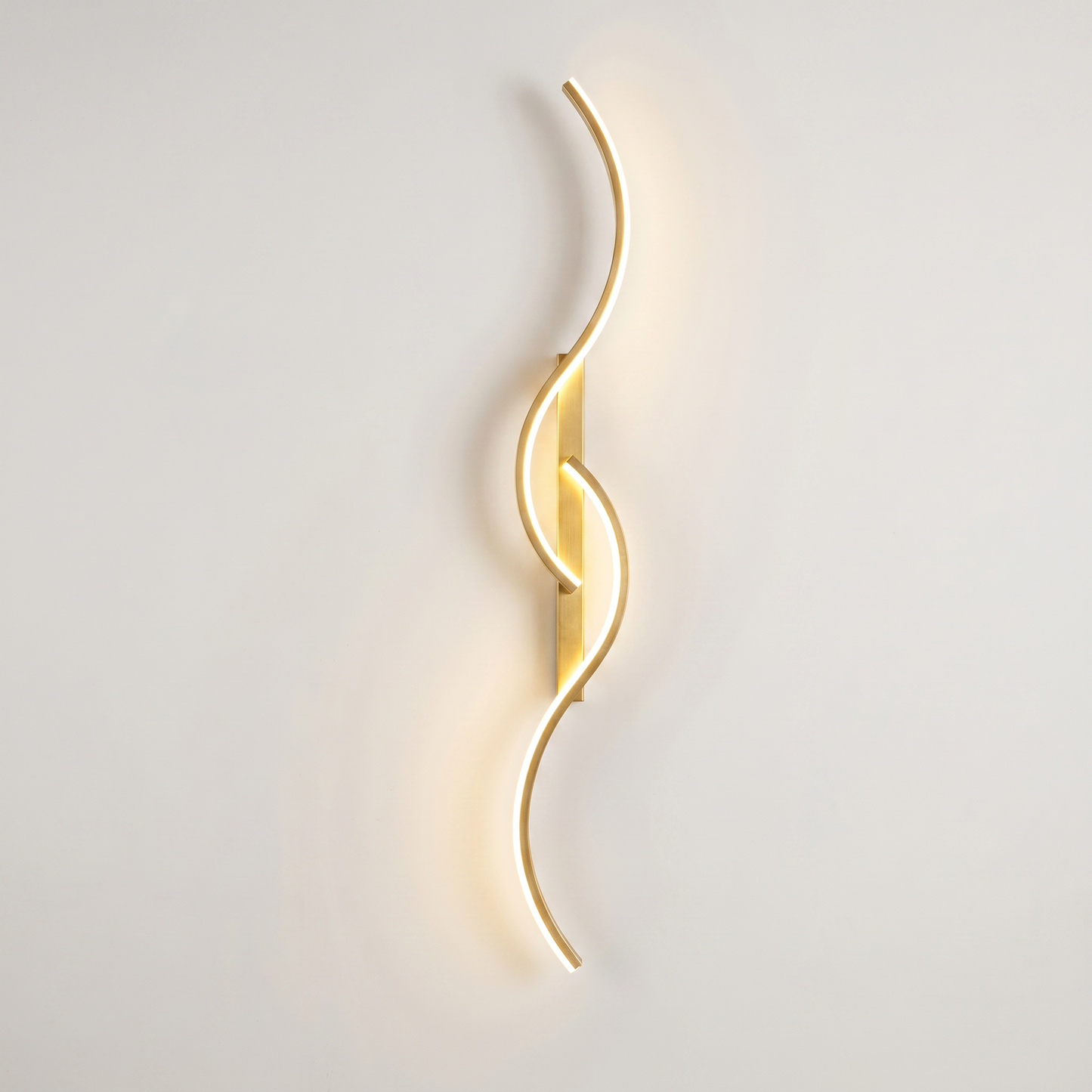 Curved Wall Light | Modern Sconce Light with Energy-Efficient LED | Stylish Design for Ambient Illumination