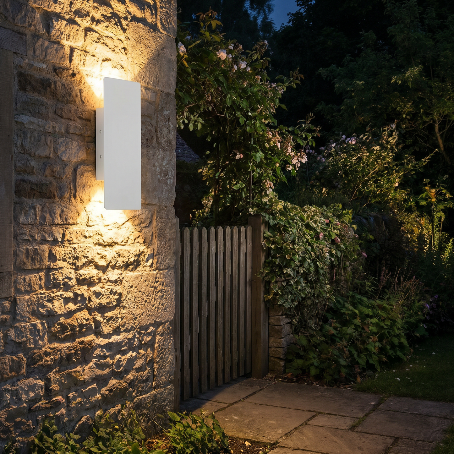 Modern Weatherproof Aluminum Outdoor Wall Lantern