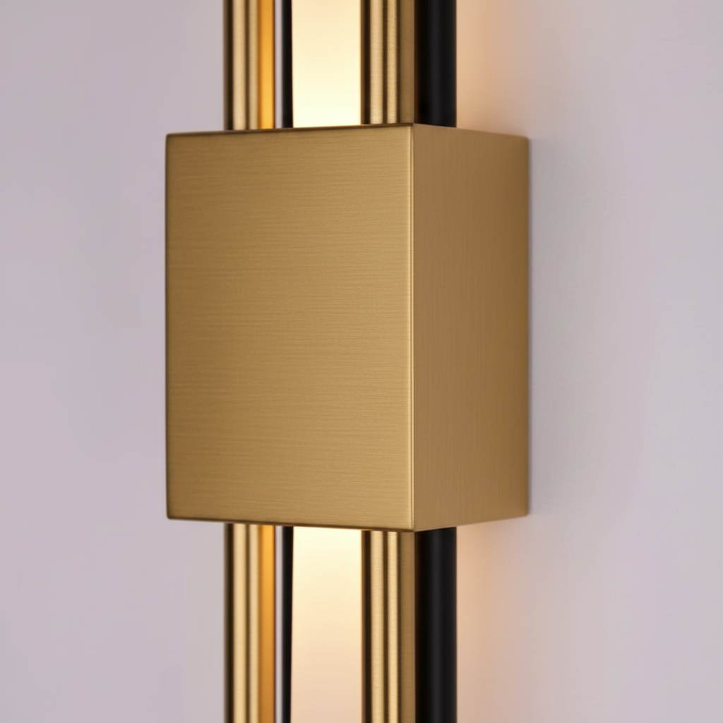 Glitch Wall Light Sconce Gold & Black — detail