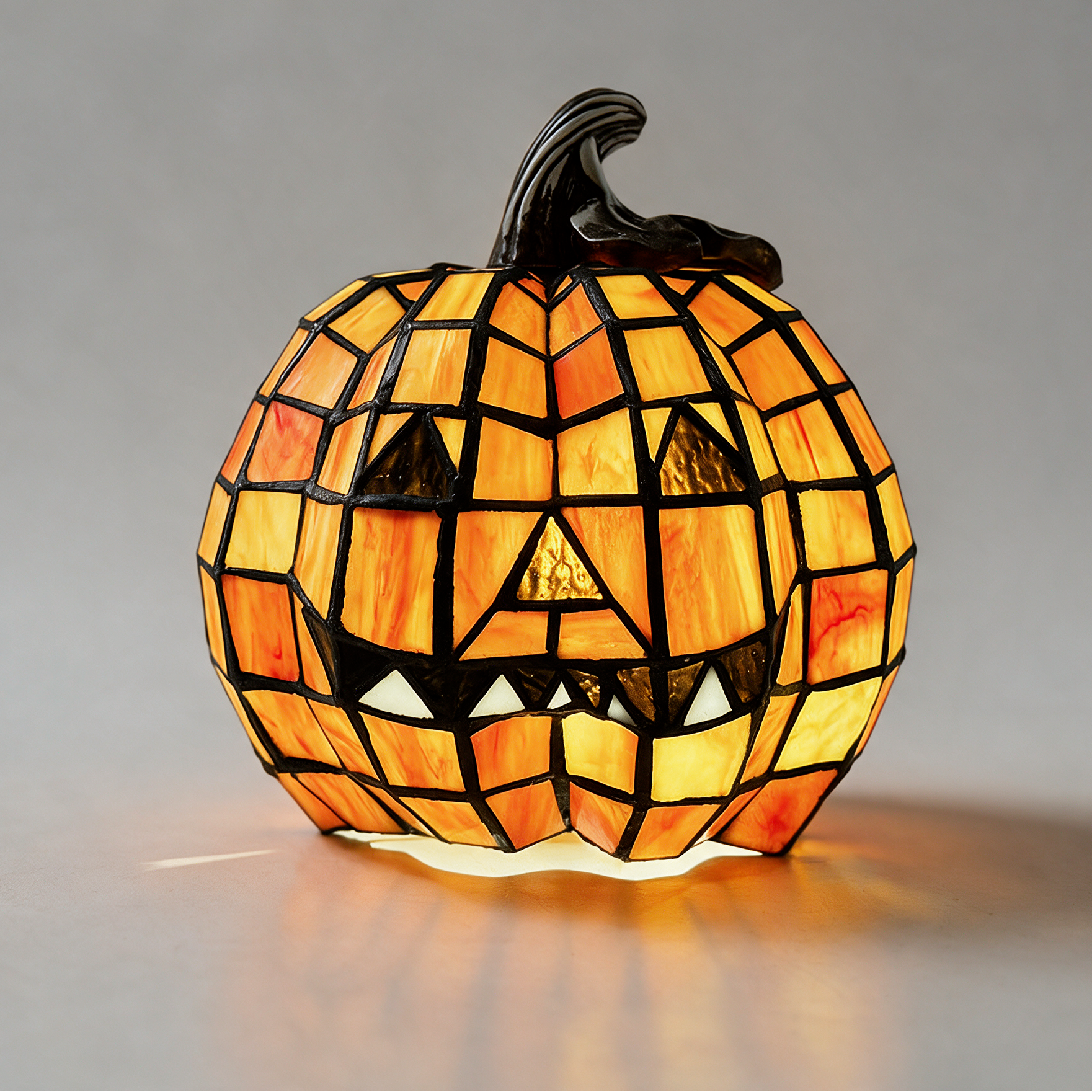 Pip pumpkin glass table lamp - main view